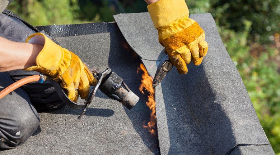 Professional residential roofers in Francis Creek, WI